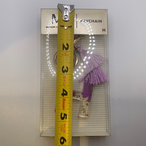 Modern Expressions Letter “H” Keychain - Picture 11 of 13